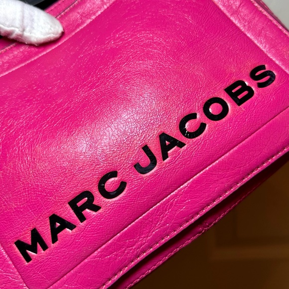 EUC Marc Jacobs Diva Pink Distressed Leather The Box 23 Crossbody Bag - Picture 8 of 17